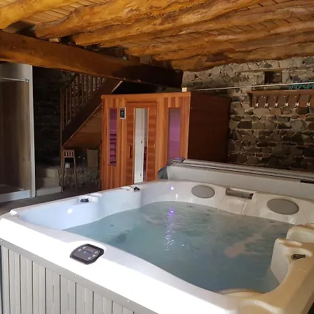 Pensionat Domaine De La Fee-licite Jullié